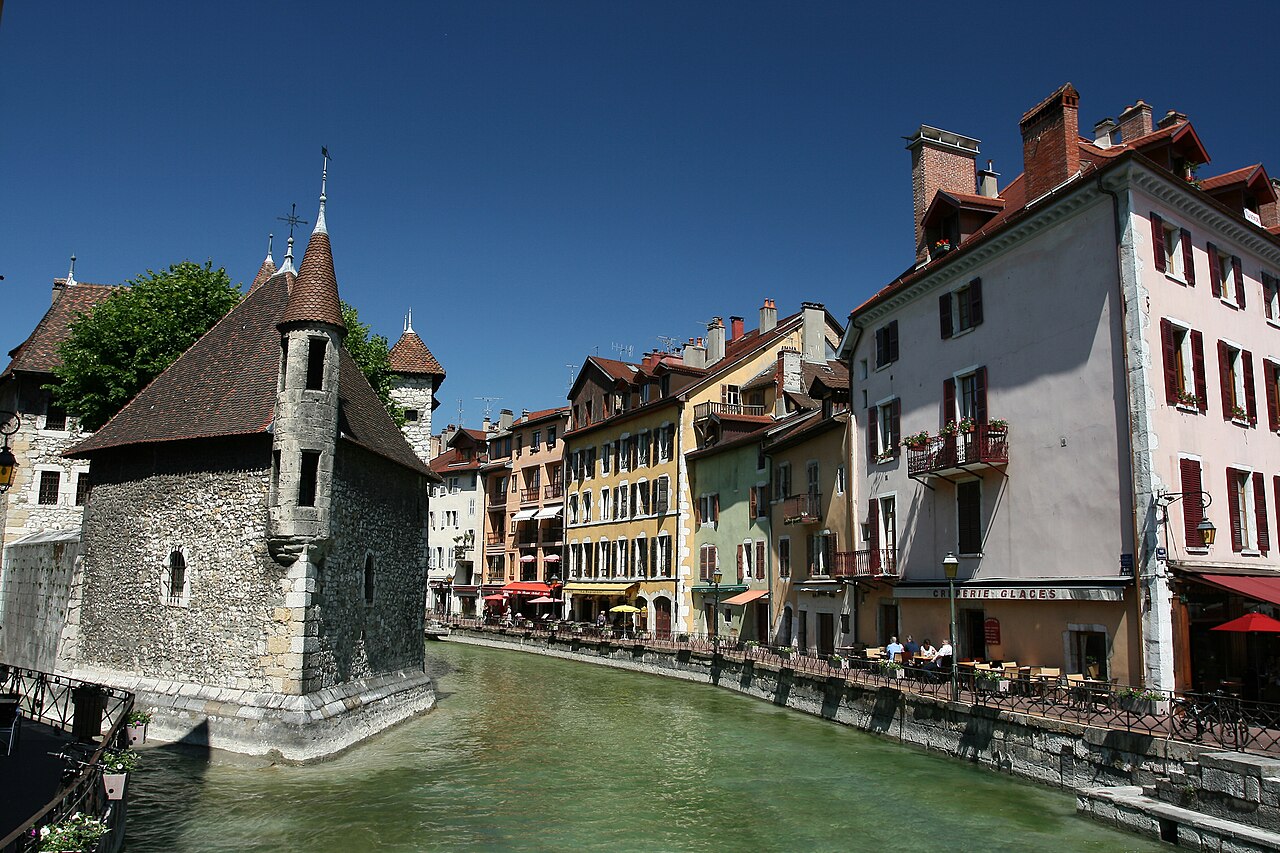 Annecy - stare miasto i Palais de l'Ile